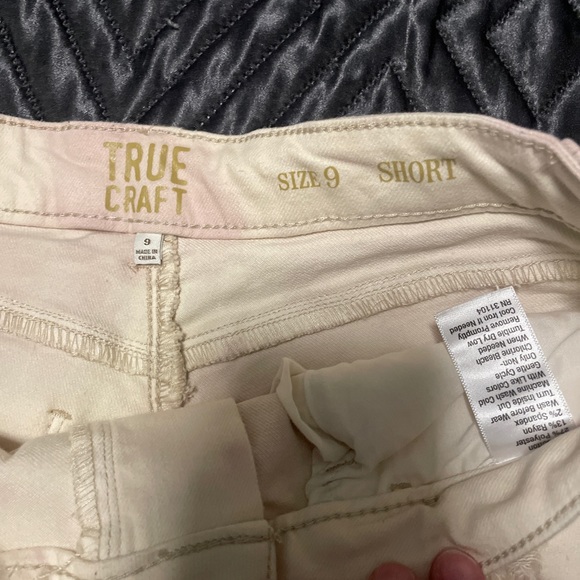 Pink and white tie dye shorts. True Craft size 9 - Picture 4 of 5